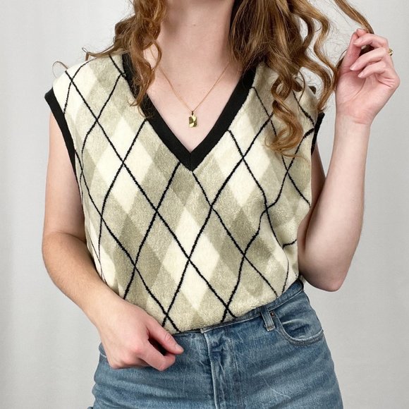 Vintage Preppy Argyle Oversized Teddy Sweater Vest Dark Light Academia Aesthetic - Picture 8 of 13